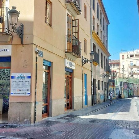 Hogar Vera Apartments&Bikes Valencia Exterior foto